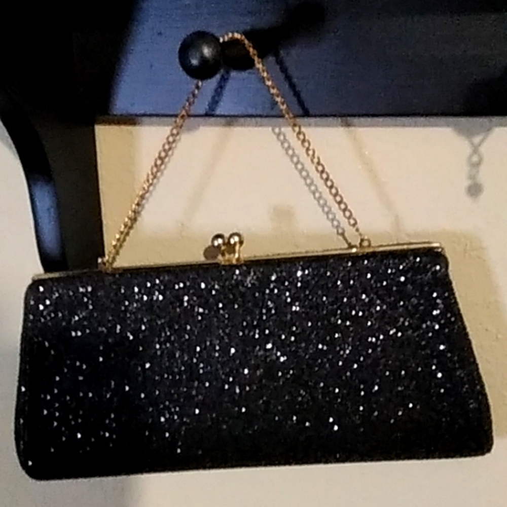 1950s vintage clutch. Black. With chain strap